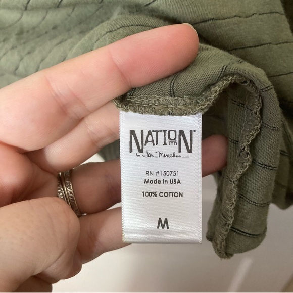 Nation LTD green striped slub raw hem turtleneck top women's M - Picture 7 of 8